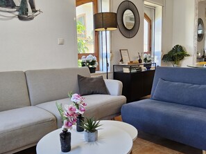 TV - Residencial Font Rotja by Interhome (Albir)