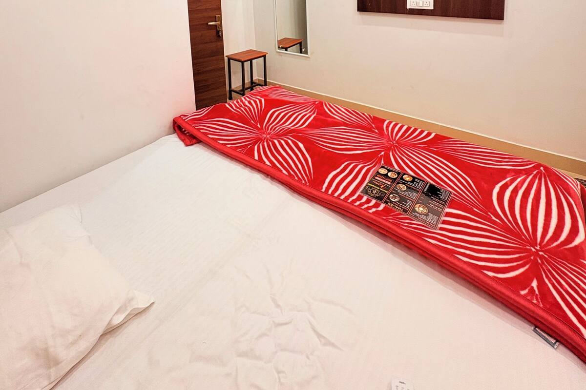 Double Room | Free WiFi