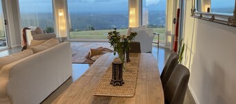 Peaceful coastal getaway | Private retreat near Stanley’s “Nut” in Tasmania