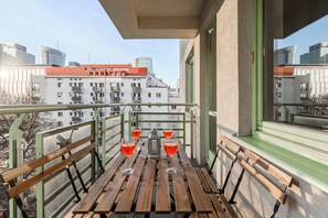 Comfort Apartment, Balcony, City View | Balcony - Lumina apartment for family in Warsaw (Warsaw)