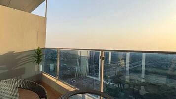Luxury Studio Suite, Balcony, City View | Balcony view