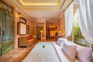 In-room safe, desk, iron/ironing board, free WiFi - Rose Moon 3BR for Groups - 5 Min to Thomas Beach (South Kuta)