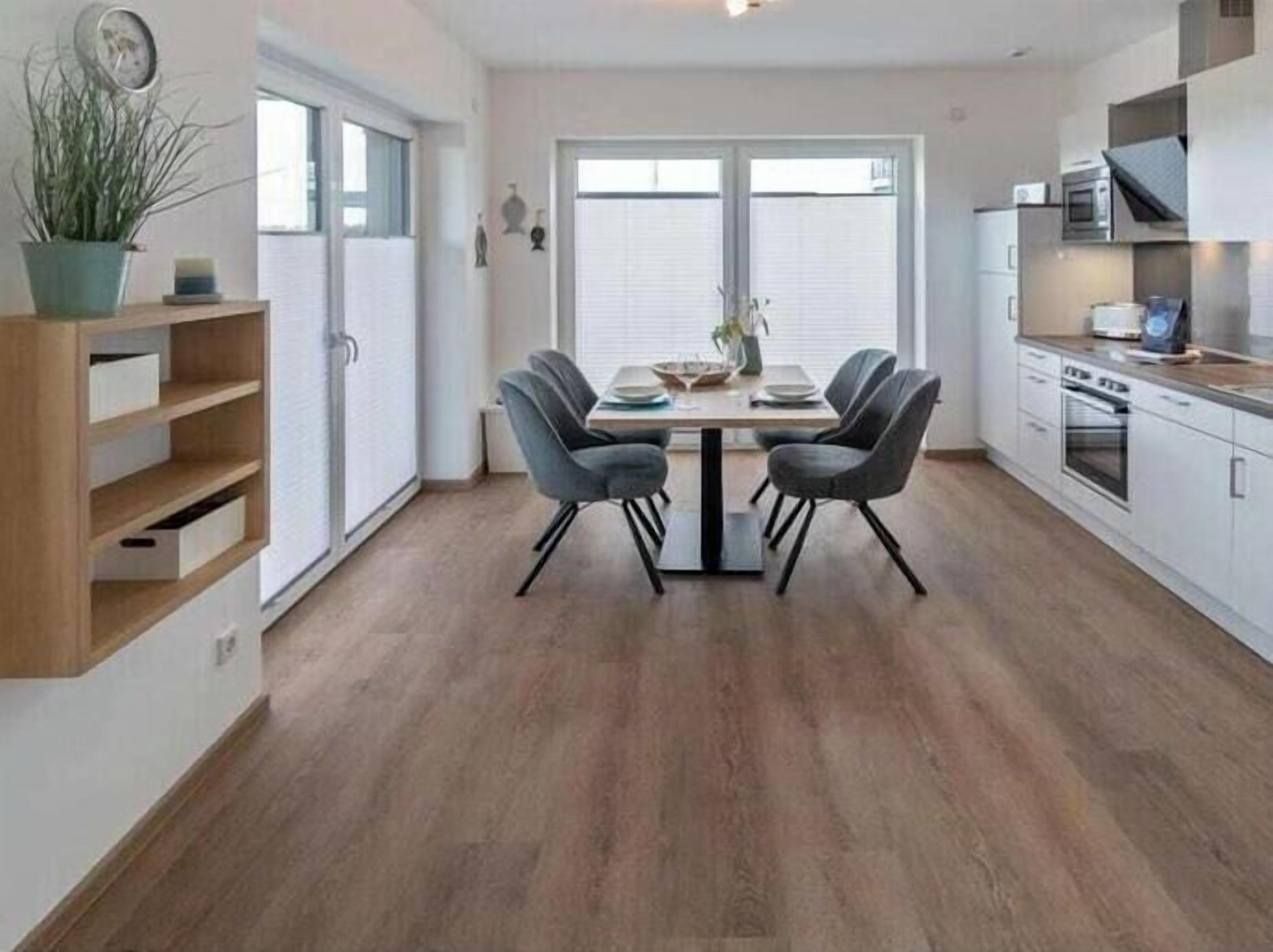 ثلاجة، ميكروويف، فرن، موقد طهي مسطح