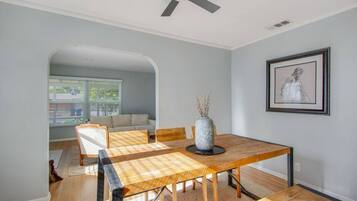 Ruokailu