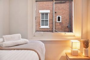 Tabla de planchar con plancha y Internet