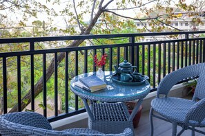 Khu ẩm thực ngoài trời