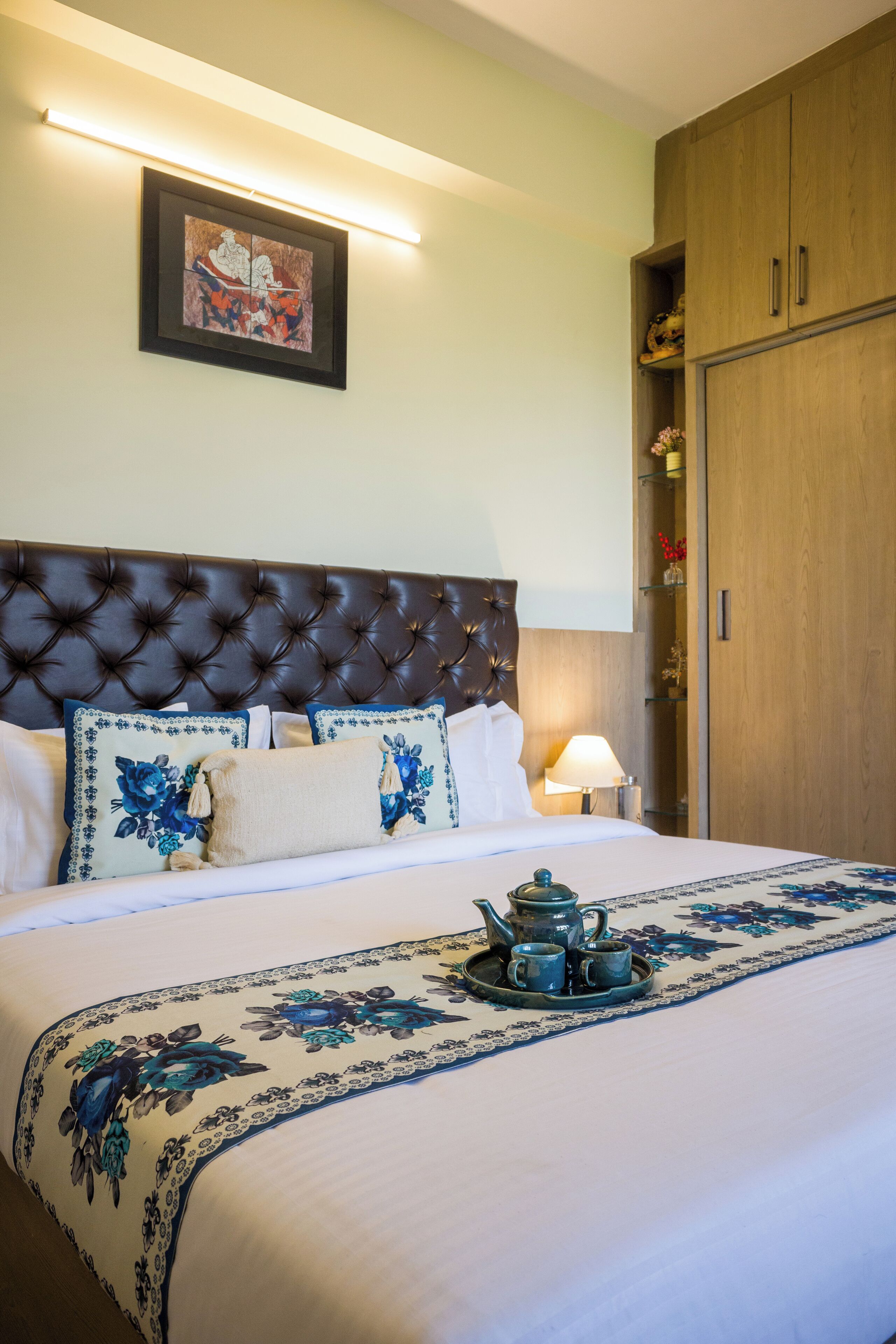 Căn hộ Tiêu chuẩn | Bàn, khu vực làm việc phù hợp cho laptop, bàn ủi/dụng cụ ủi quần áo 