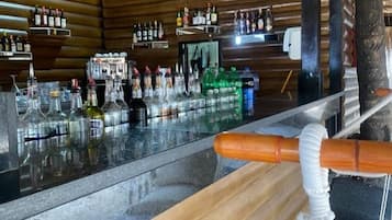 Bar (in der Unterkunft)