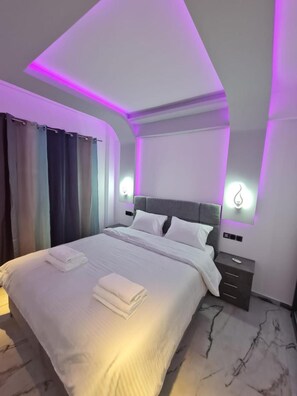 1 bedroom, iron/ironing board, Internet, bed sheets