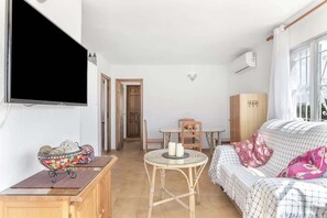 Smart TV, offices - Central apartment near beach in Conil (Conil de la Frontera)