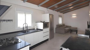 Private kitchen - Charming chalet with private pool (Conil de la Frontera)