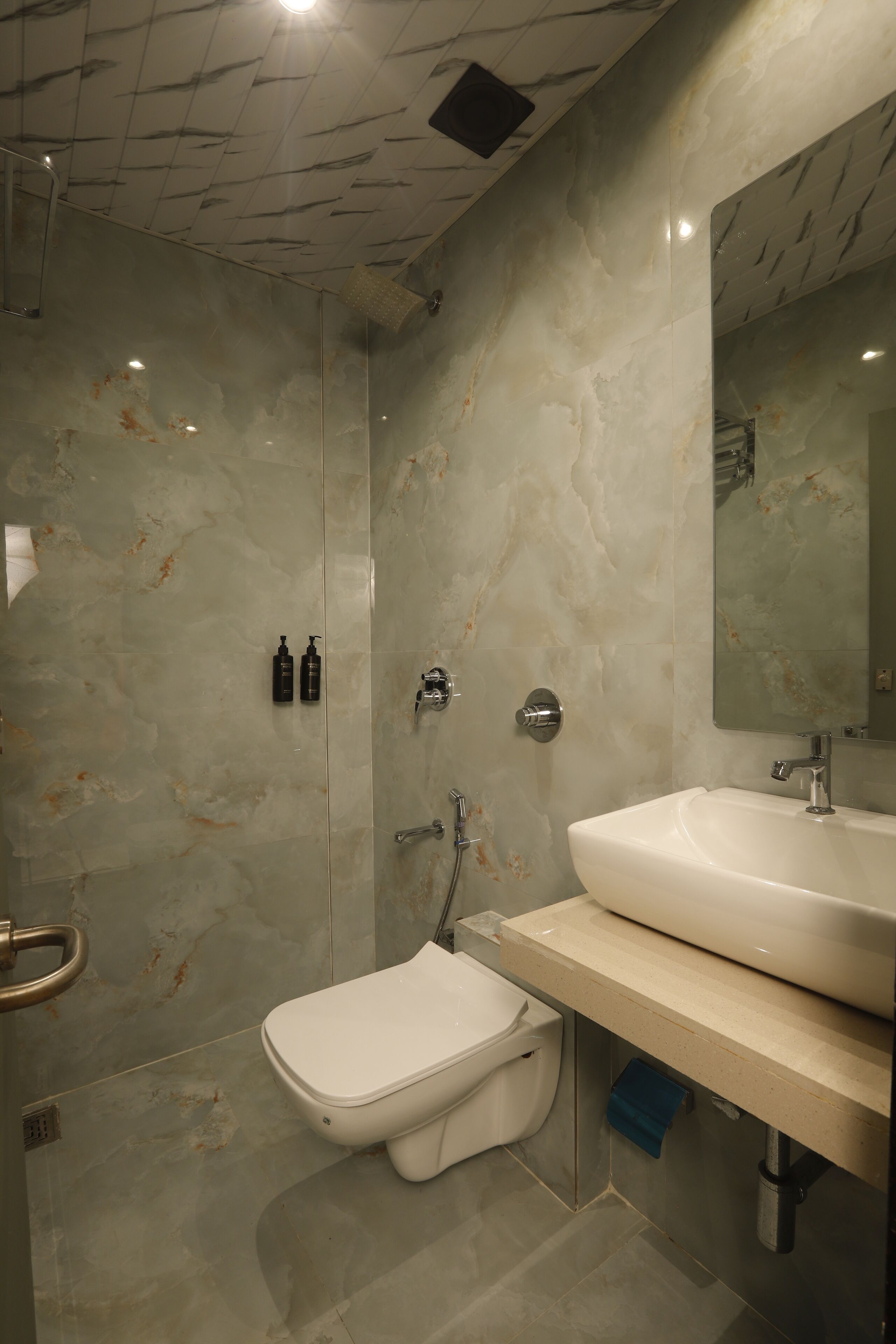 Shower, free toiletries, towels, soap