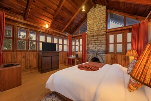 Estudio clásico, terraza, vistas a la montaña | Wifi gratis y ropa de cama