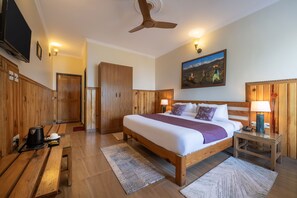 Kamar Deluks | Wi-Fi gratis dan seprai linen