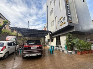 Exterior - Hotel Visawa Residency Kolhapur (Kolhapur)