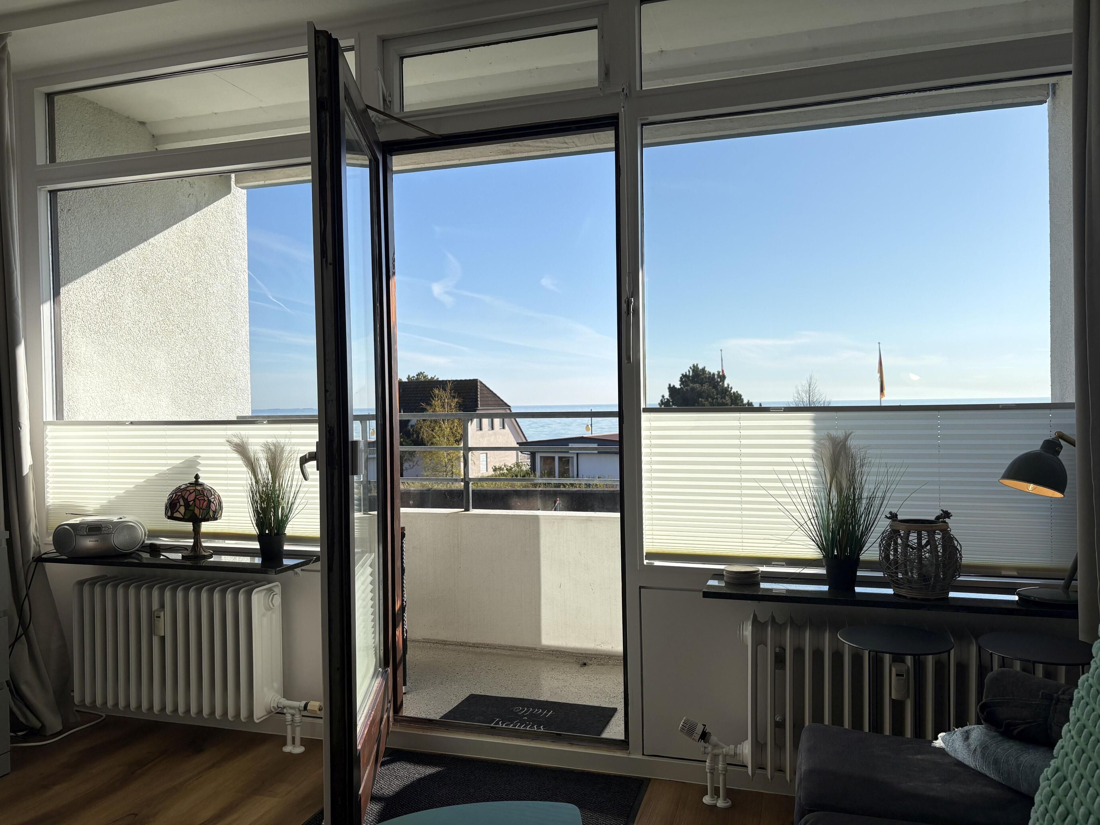 TV, bordtennis og stereoanlegg