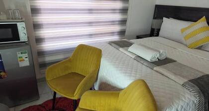 DreamWest Living Guesthouse