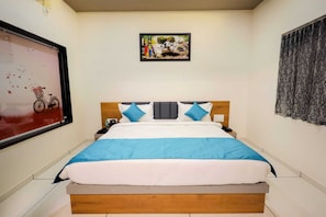 Deluxe Double Room, City View - Hotel The Premier Somnath (Somnath)
