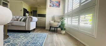 Southern Sky Villa| Peaceful 2BR/ Wifi/ Netflix/ Shops/ Parks/ Ingleburn