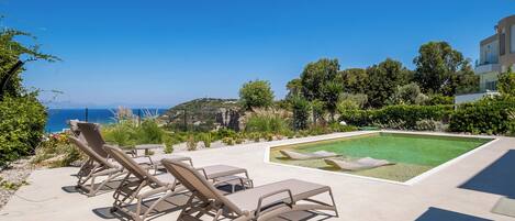 Piscina a l'aire lliure