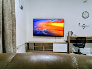 Interior - Private Deluxe Studio - Cozy Chic & Fully Equipped (muscat)