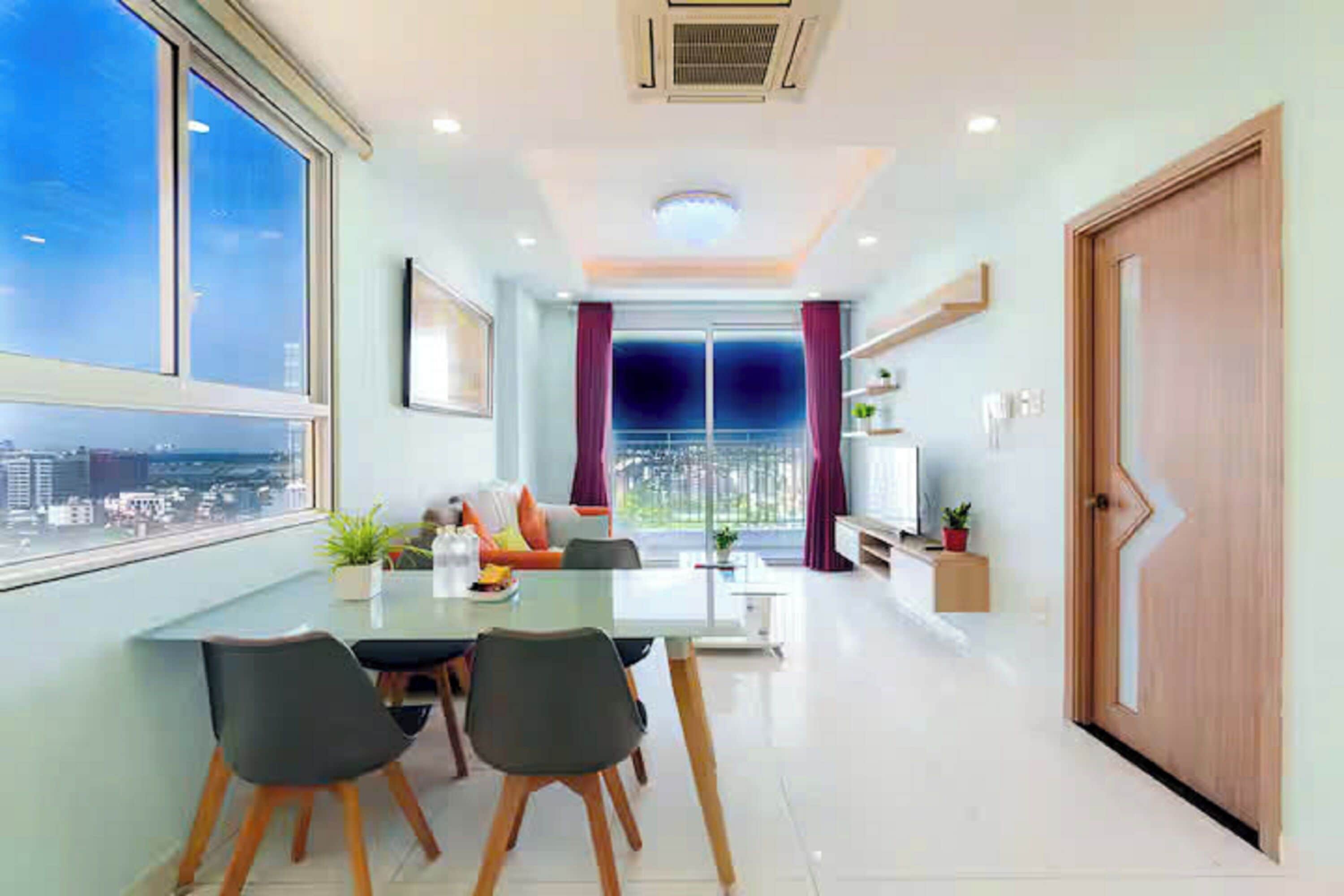 Presidential Suite, 2 Bedrooms, Club Lounge Access, City View | Egyptian cotton sheets, premium bedding, down comforters