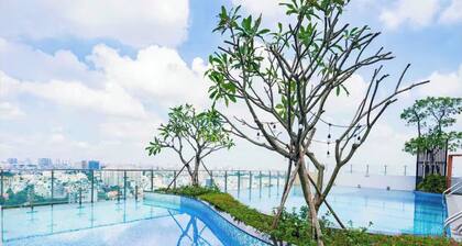 Vivian Boutique The Botanica Residence