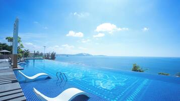 6 piscinas al aire libre, sombrillas, tumbonas
