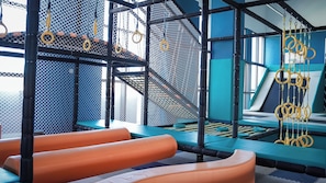 Área de juegos infantiles bajo techo