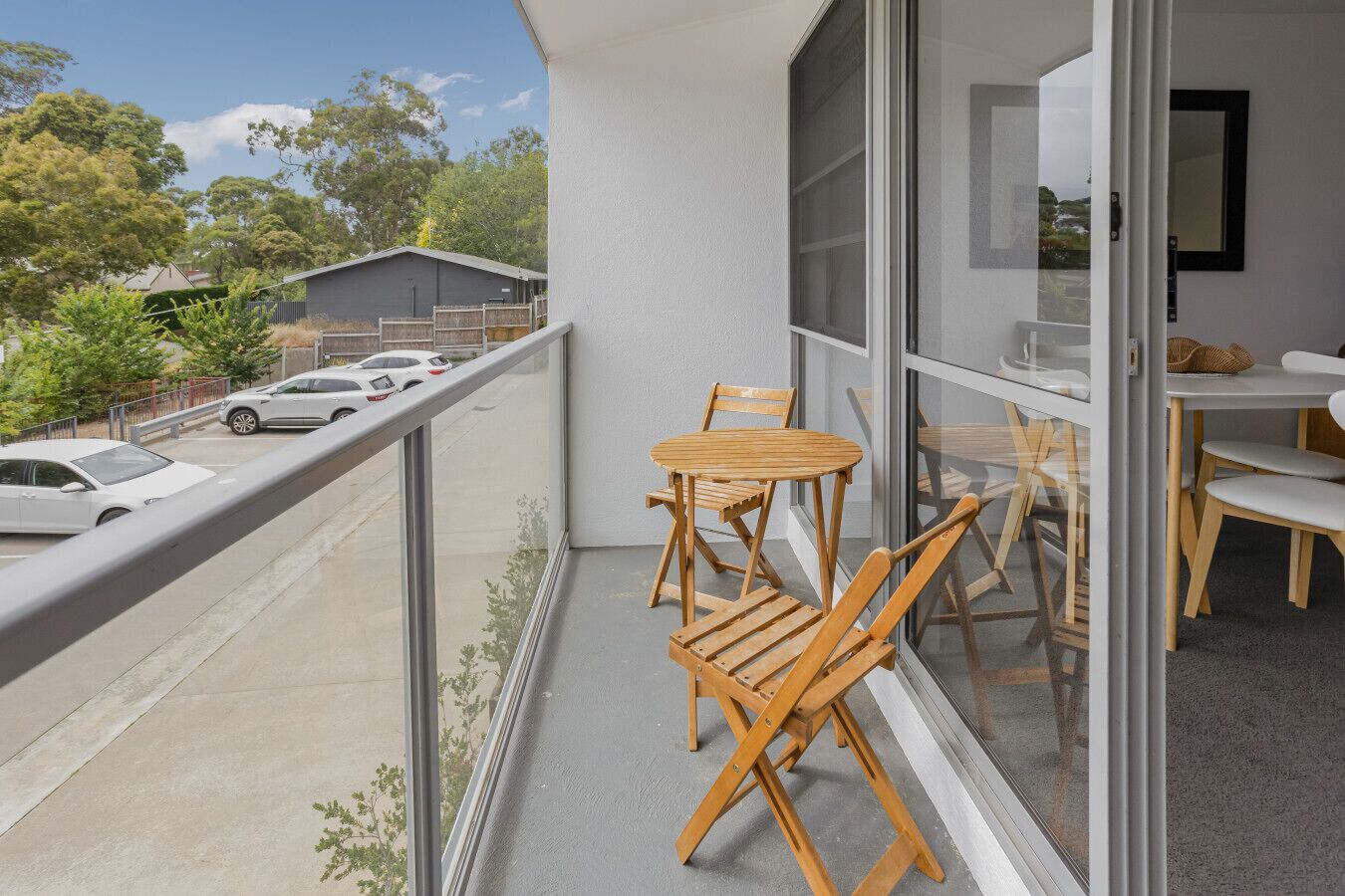 屋外ダイニングエリア