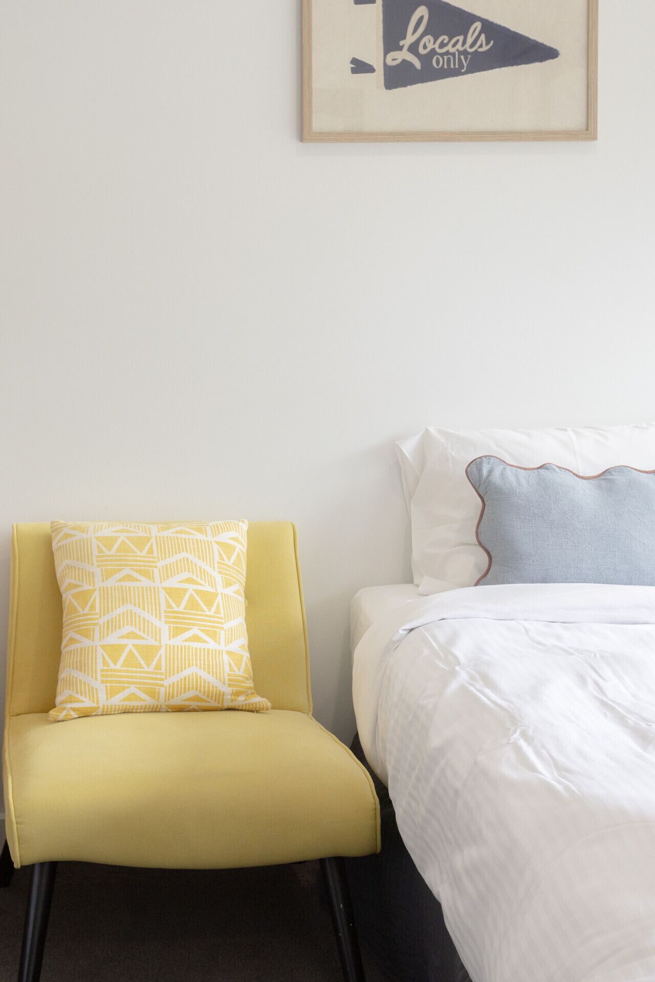 Tabla de planchar con plancha y wifi 