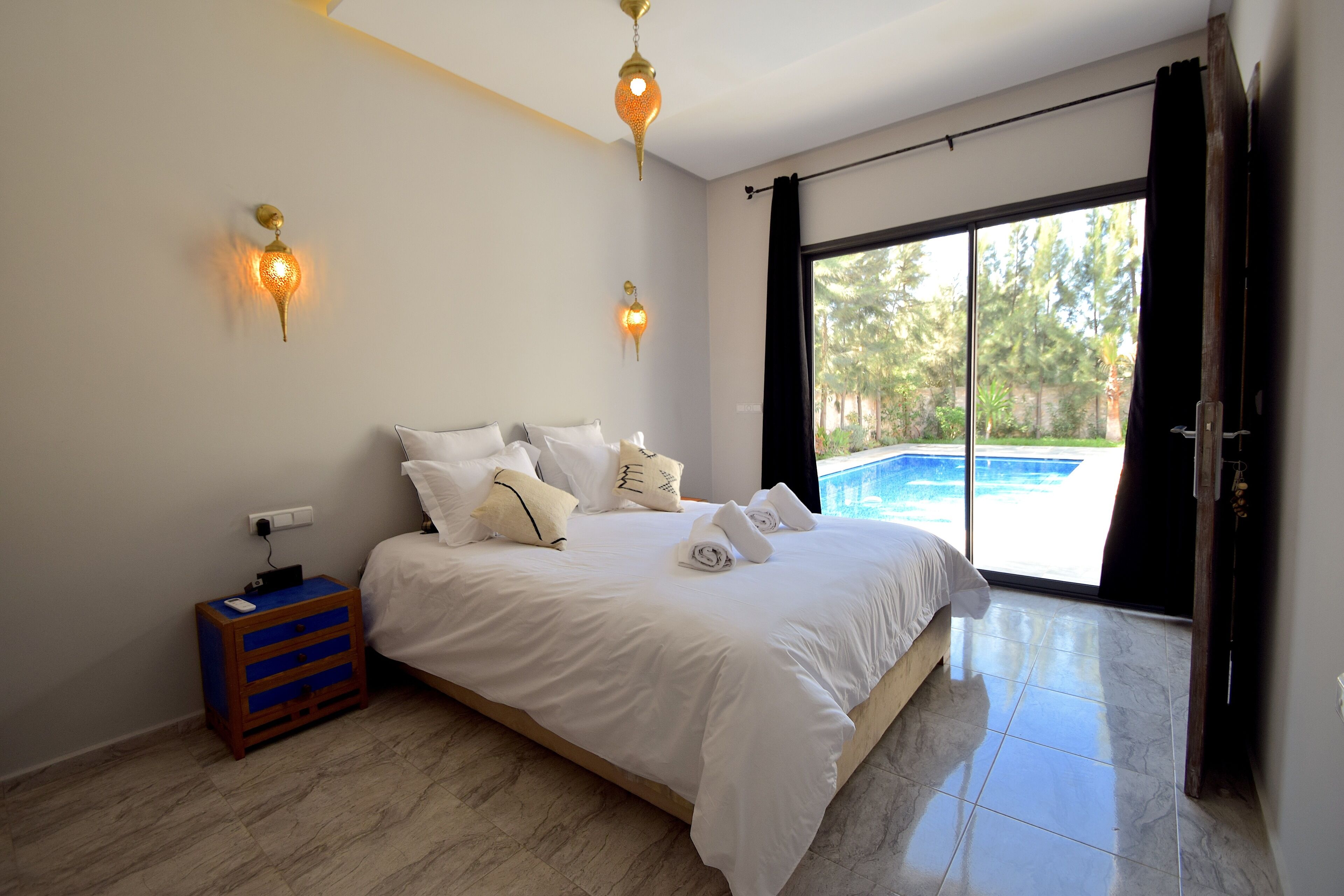 Iron/ironing board, travel crib, free WiFi, bed sheets