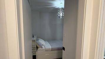 2 camere, ferro/asse da stiro, accesso a Internet, lenzuola