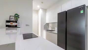 Presidential Suite, 2 Bedrooms, Club Lounge Access, City View | Private kitchen | Full-size fridge, microwave, oven, stovetop