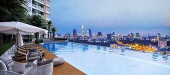 Vivian Boutique The Everrich Infinity