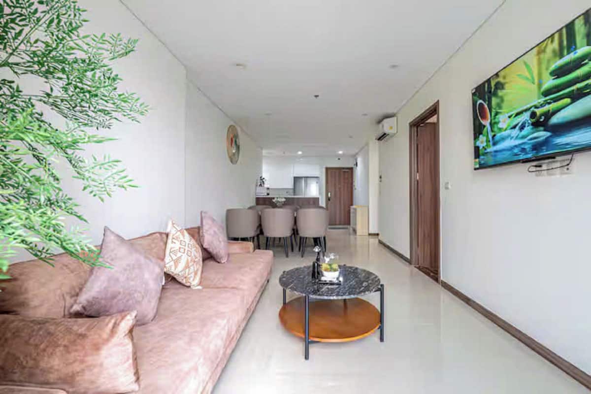 Suite presidencial, 2 habitaciones, con acceso al salón lounge del club, vista a la ciudad | Sábanas de algodón egipcio, ropa de cama de alta calidad y edredón