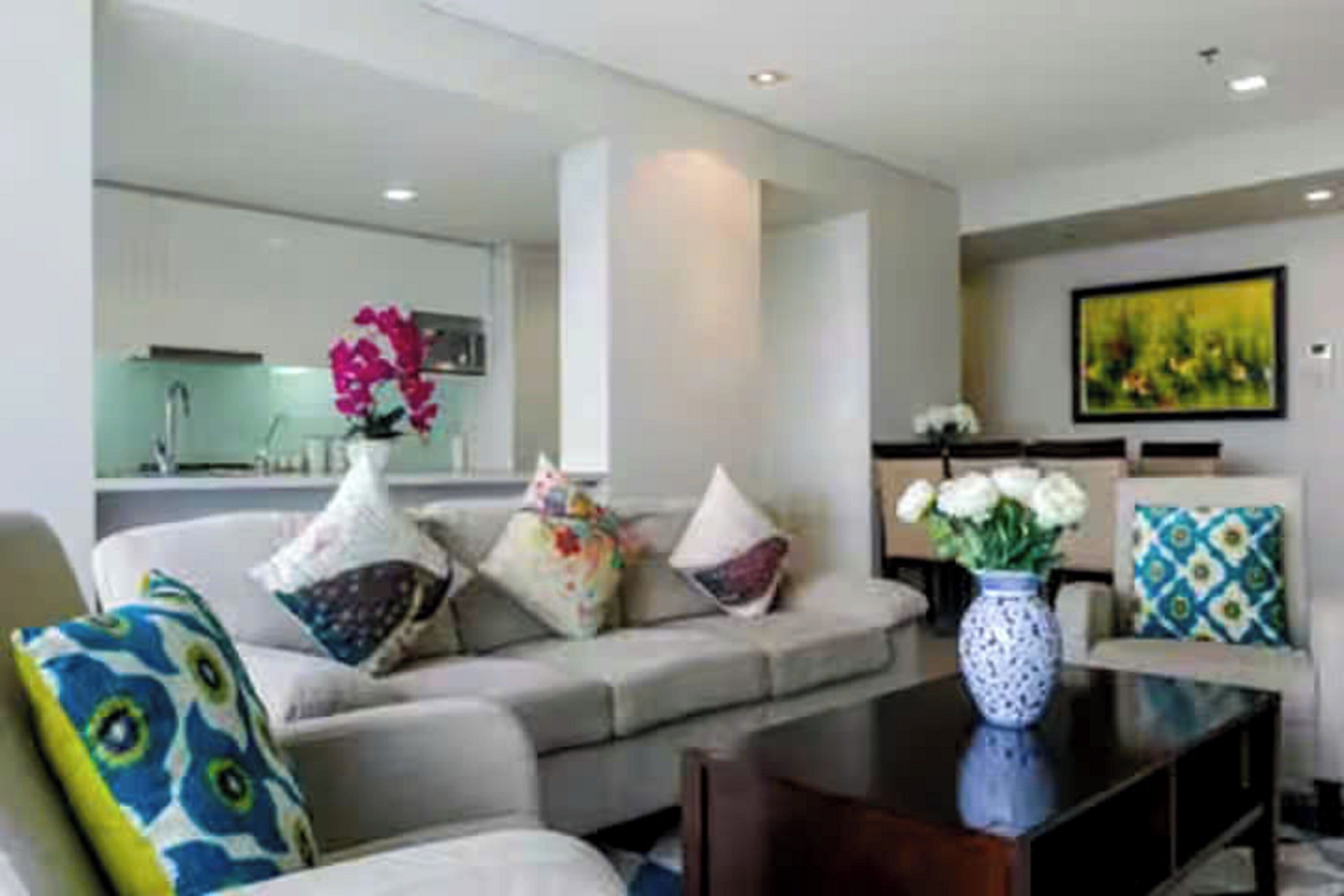 Family Suite, 3 Bedrooms, Club lounge access, City View | Egyptian cotton sheets, premium bedding, down duvets