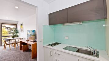 Microwave, coffee/tea maker, toaster