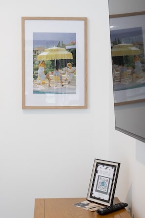 Interior - Bay View - Palm Springs (Lorne)