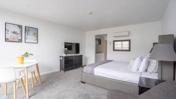 1 bedroom, iron/ironing board, WiFi