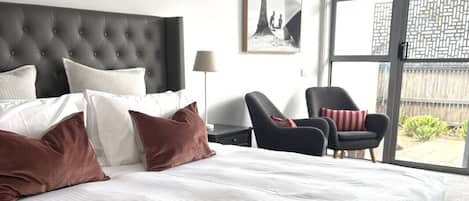 1 soveværelse, strygejern/strygebræt, Wi-Fi