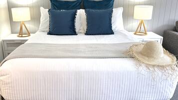 Iron/ironing board, WiFi