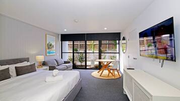 Iron/ironing board, WiFi