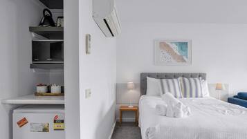 Bügeleisen/Bügelbrett, WLAN, Bettwäsche