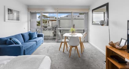 Bay View: Ocean Views (accessible)