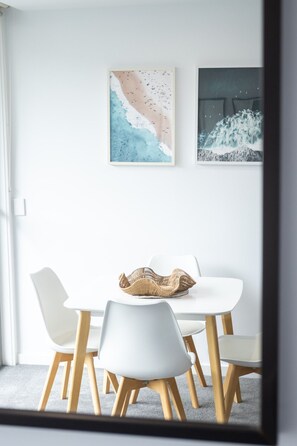 Imagen sin descripción, 3 de 18, botón