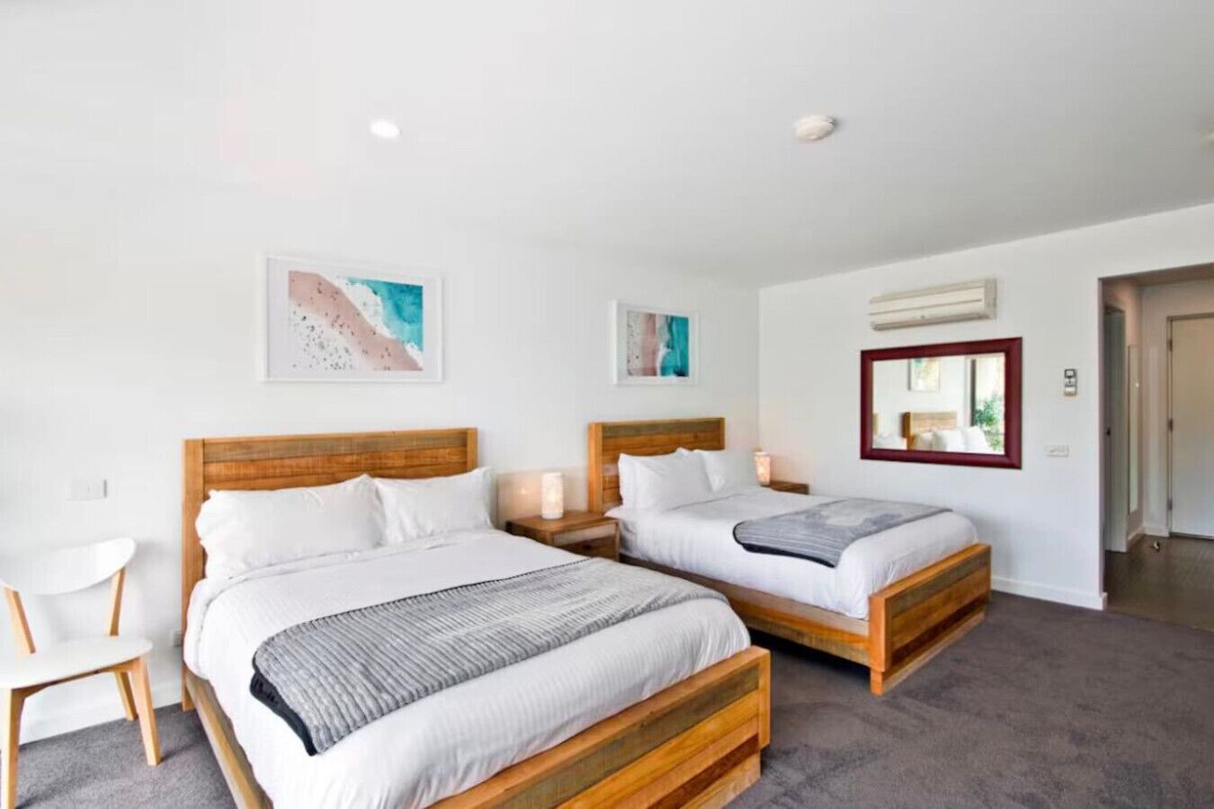 Iron/ironing board, WiFi