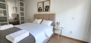 Iron/ironing board, travel cot, free WiFi, bed sheets