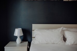 3 bedrooms, iron/ironing board, Internet, bed sheets
