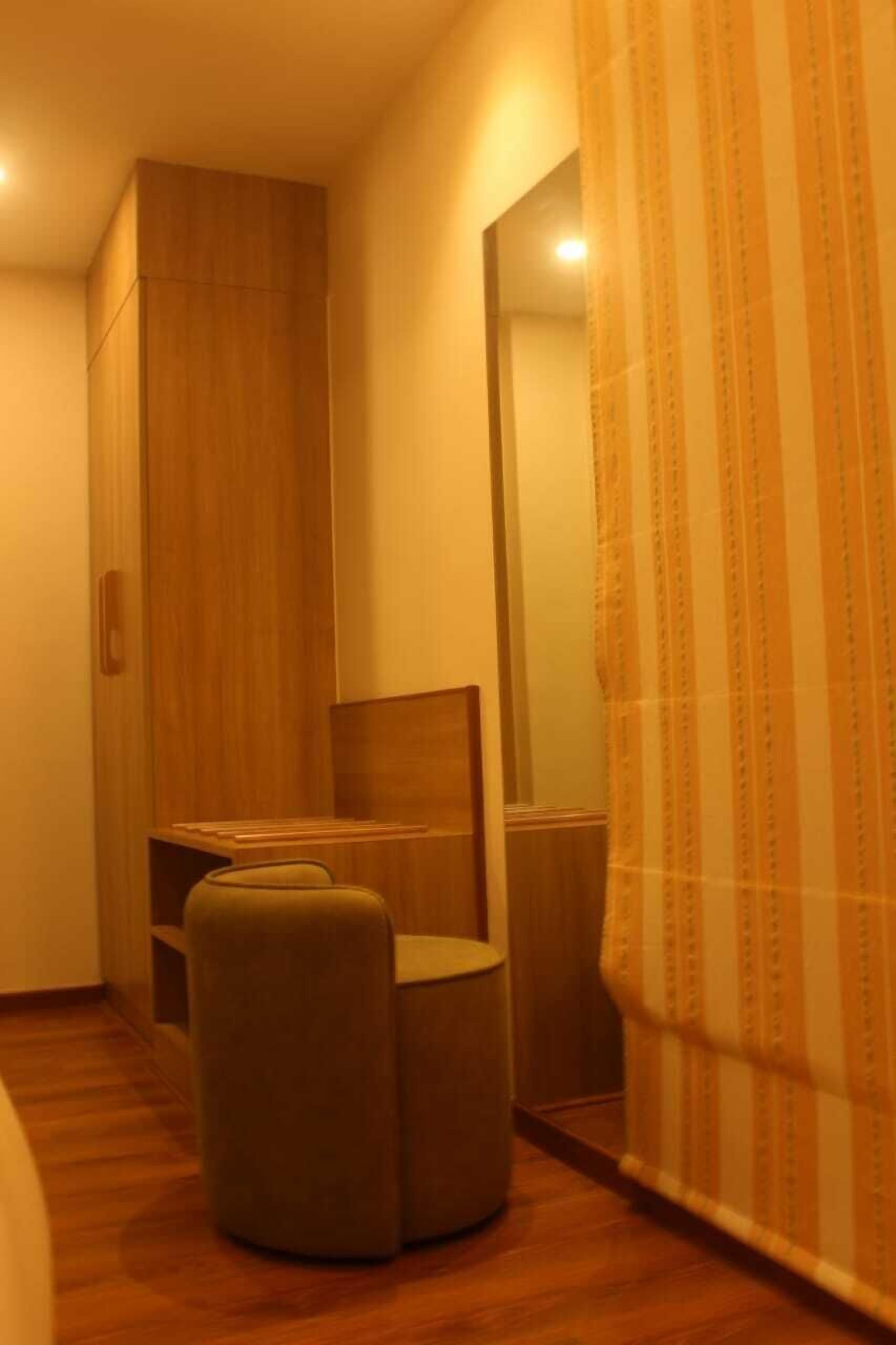 Standard Double Room, City View | Bahagian luar